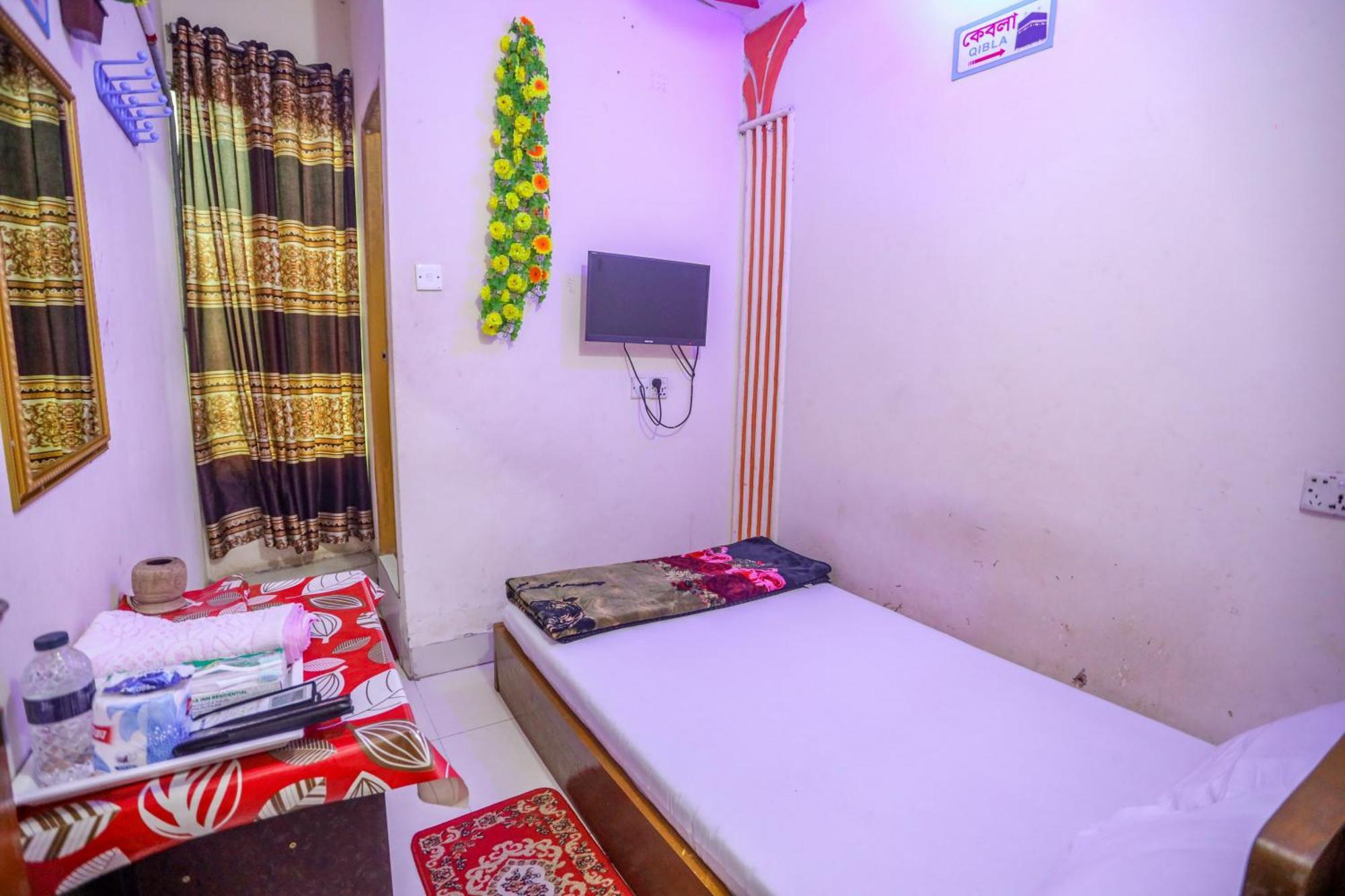 Hotel Victoria Inn Dhaka Bagian luar foto